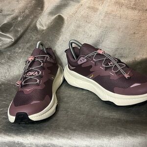 Hoka Women's Transport Running Shoes in Smoky Quartz. Size 9B